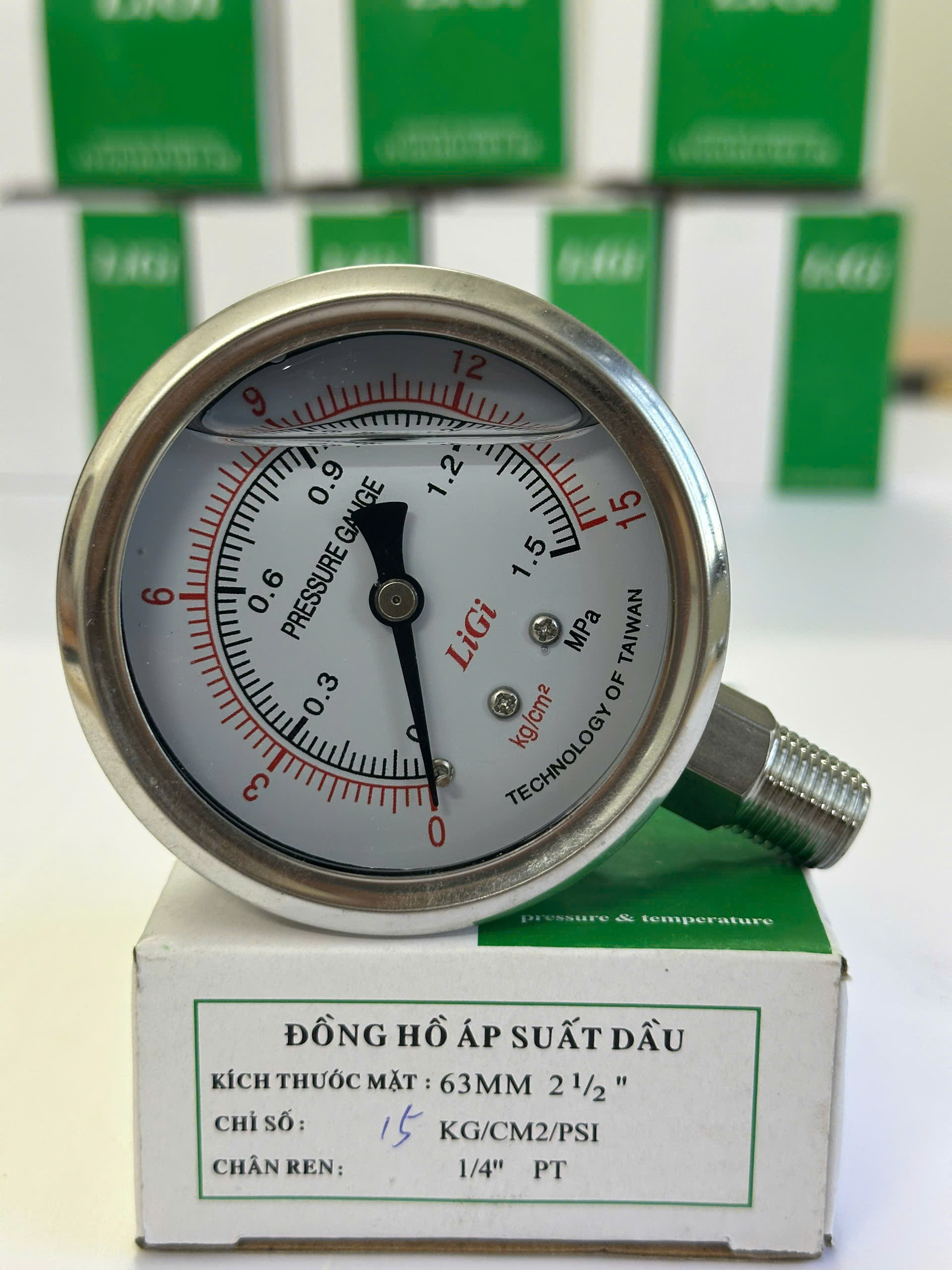 Đồng hồ áp suất dầu Y63 (0-15kg)