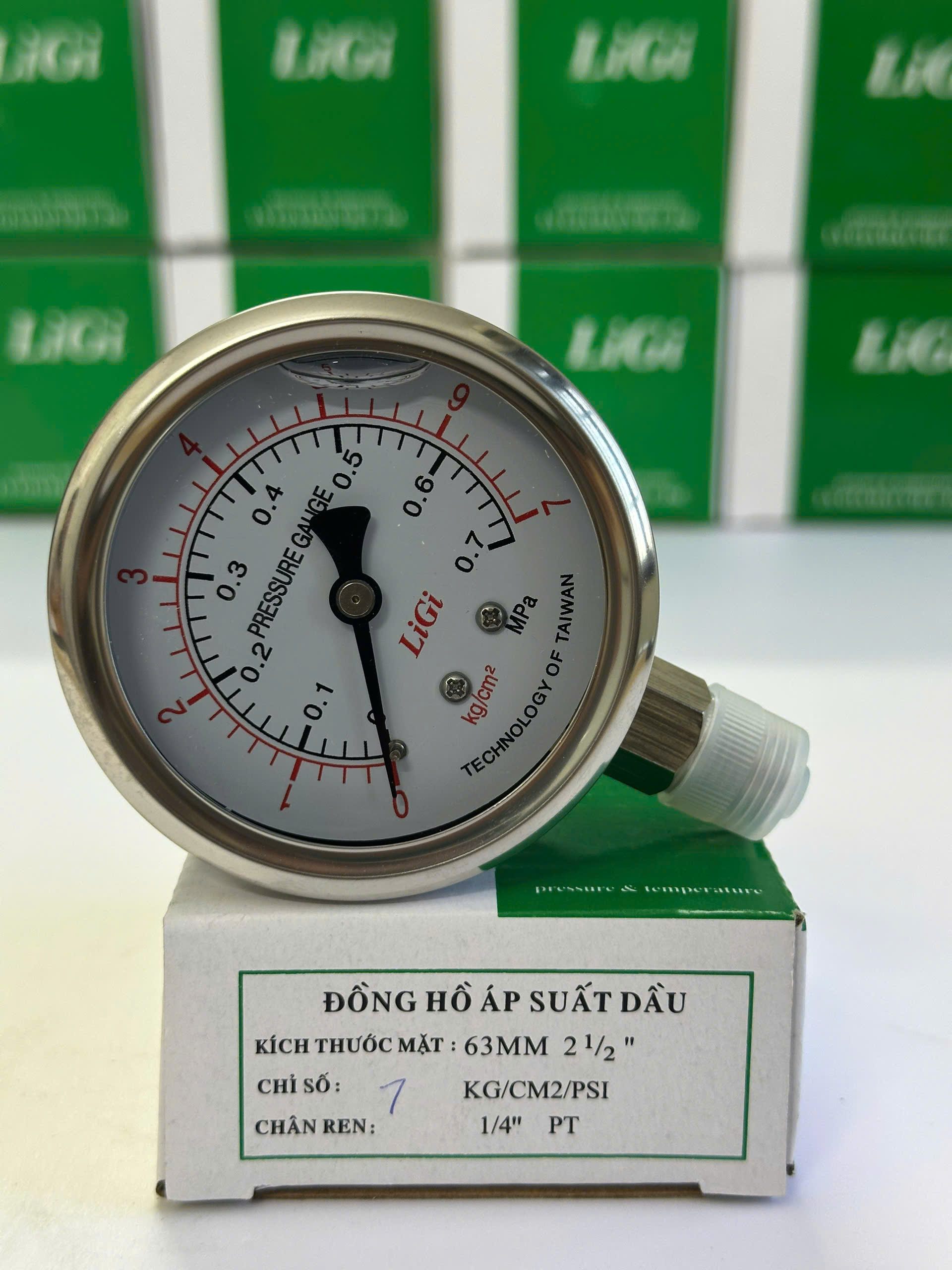 Đồng hồ áp suất dầu Y63 (0-7kg)