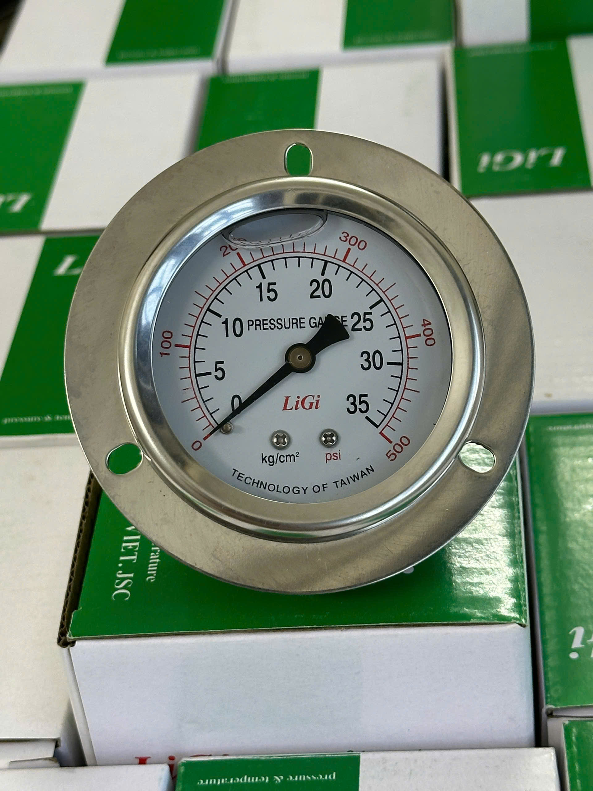 Đồng hồ đo áp suất dầu chân sau có vành Y63 (0-35kg)