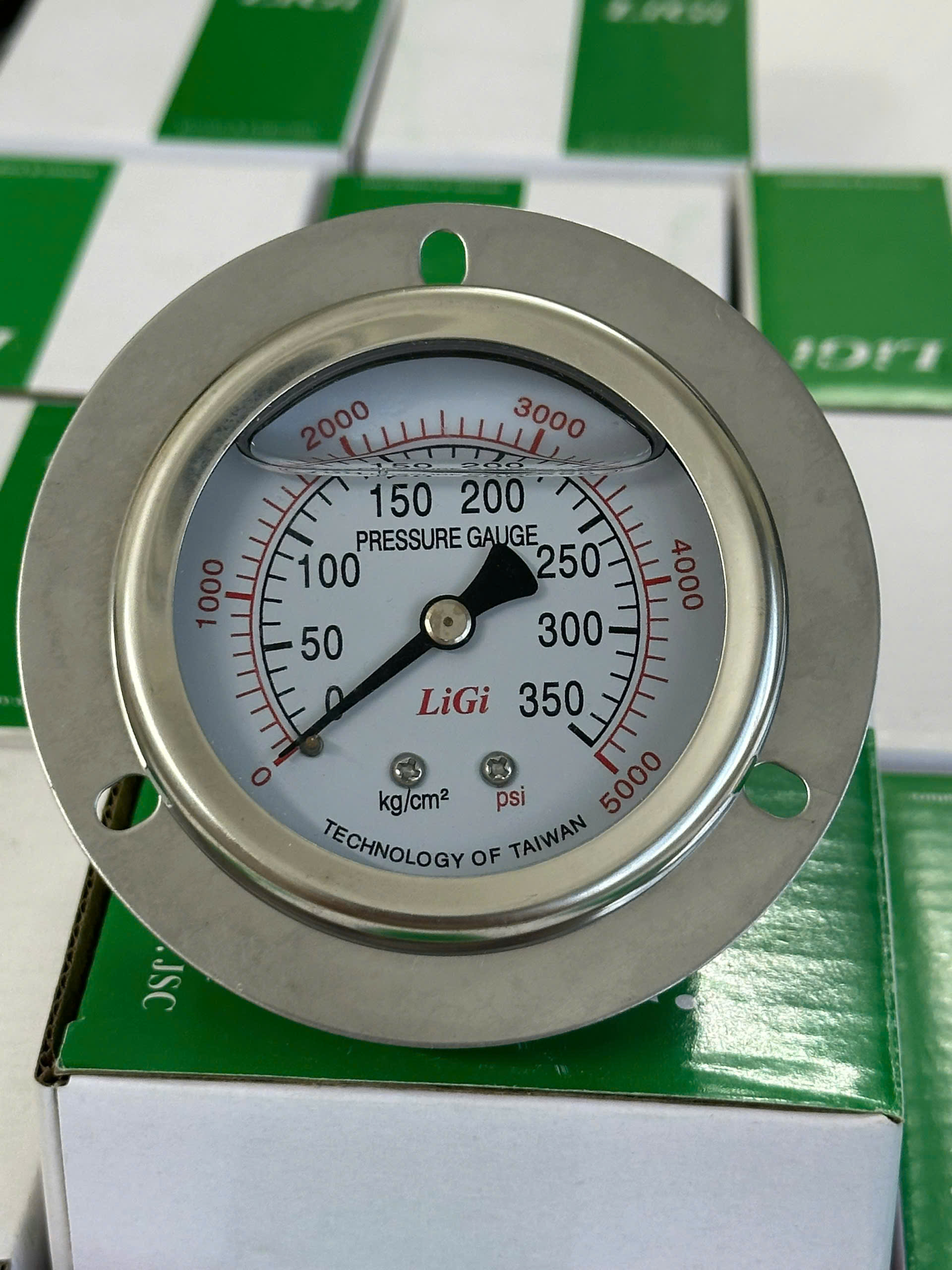 Đồng hồ đo áp suất dầu chân sau có vành Y63 (0-350kg)